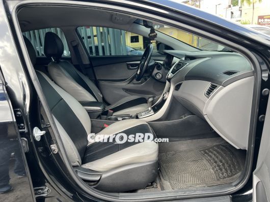 Hyundai Elantra Carros en venta