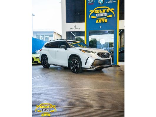 Toyota Highlander XSE en venta