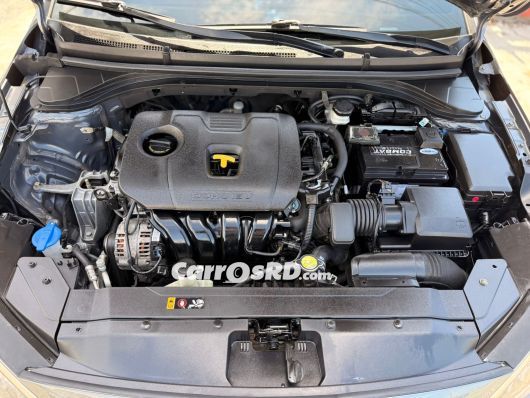 Hyundai Elantra Carros en venta