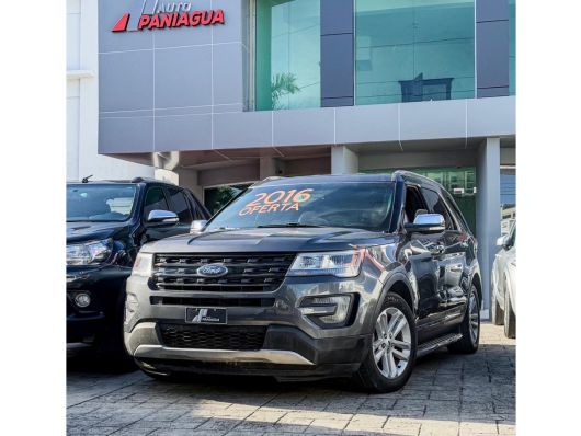 Ford Explorer XLT en venta