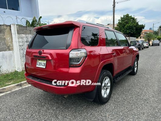 Toyota 4Runner Jeepeta en venta