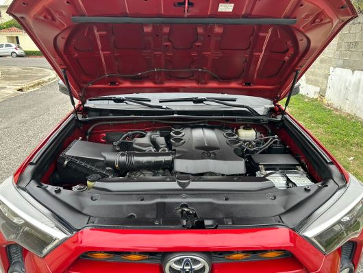 Toyota 4Runner SR5