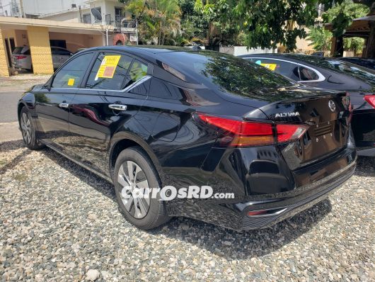 Nissan Altima Carros en venta