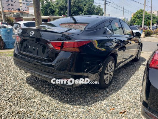 Nissan Altima Carros en venta