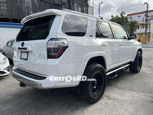 Toyota 4Runner Jeepeta en venta