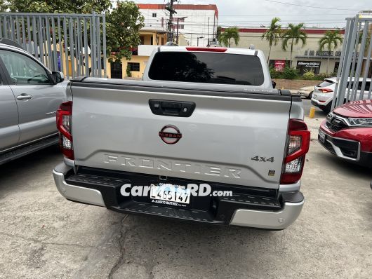 Nissan Frontier Camioneta en venta