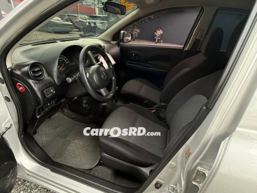 Nissan March Hatchback en venta