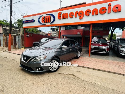 Nissan Sentra Carros en venta