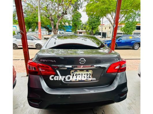 Nissan Sentra Carros en venta