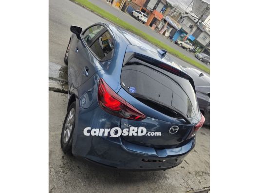 Mazda 2 Carros en venta