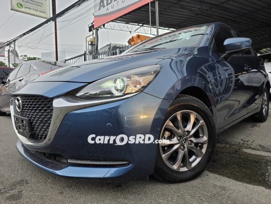 Mazda 2 Carros en venta