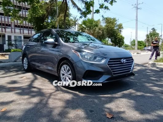Hyundai Accent Carros en venta