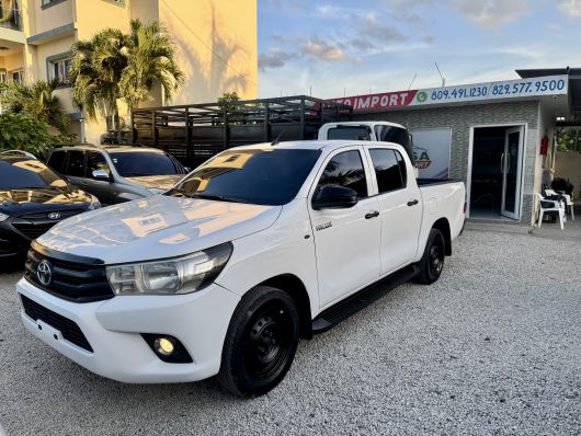 Toyota Hilux Básico en venta