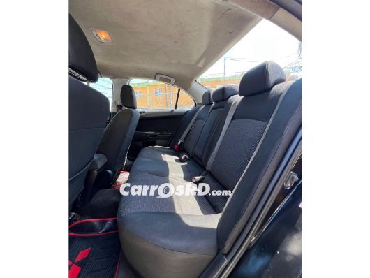 Mitsubishi Lancer Carros en venta