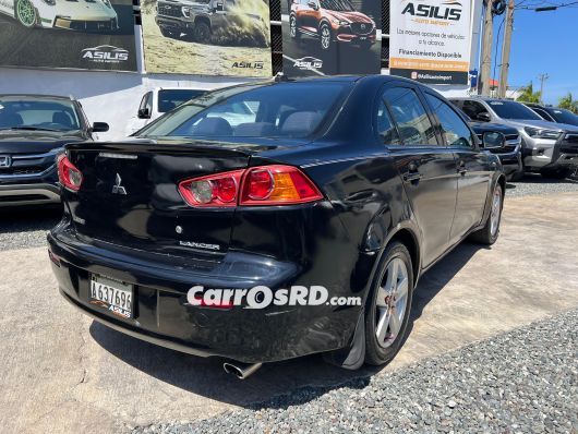 Mitsubishi Lancer Carros en venta
