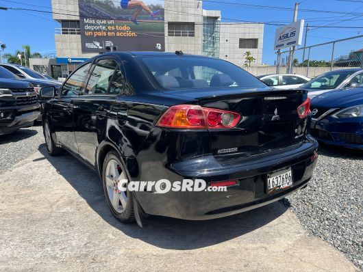 Mitsubishi Lancer Carros en venta