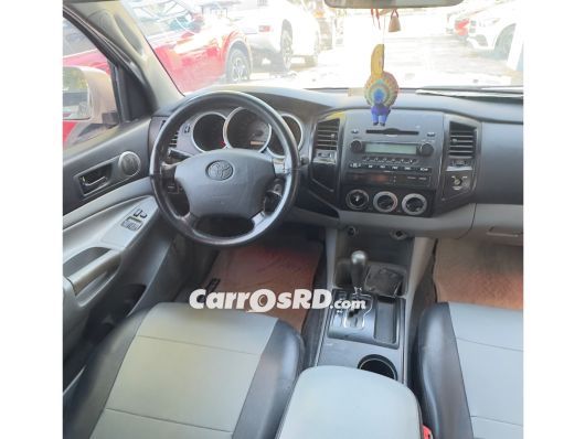 Toyota Tacoma SR5