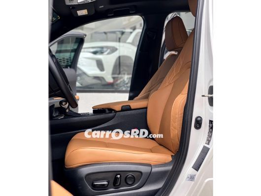Lexus UX Jeepeta en venta