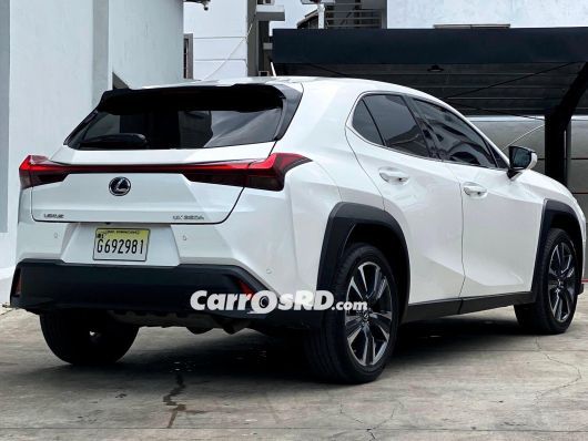 Lexus UX Jeepeta en venta