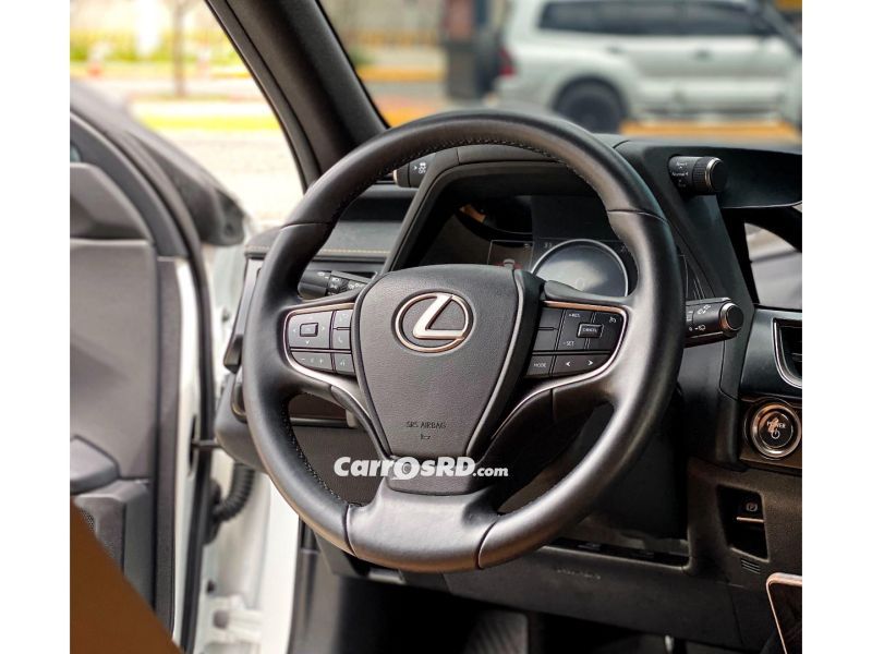 Lexus