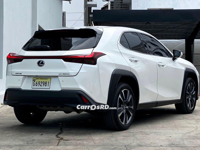 Lexus