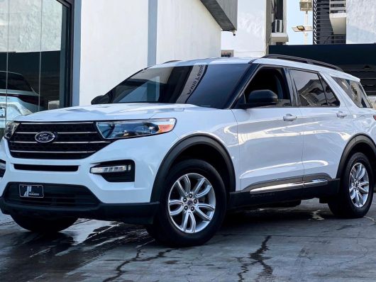 Ford Explorer XLT en venta