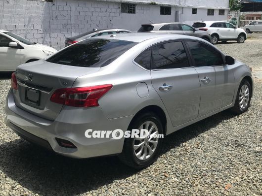 Nissan Sentra Carros en venta