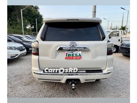 Toyota 4Runner Jeepeta en venta