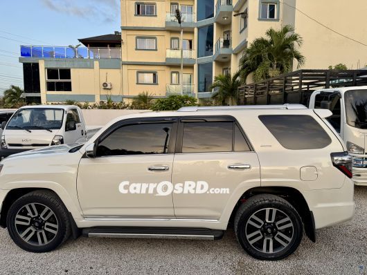 Toyota 4Runner Jeepeta en venta