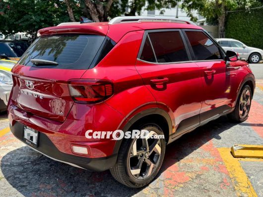 Hyundai Venue Jeepeta en venta