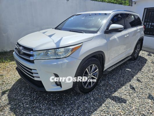 Toyota Highlander Jeepeta en venta