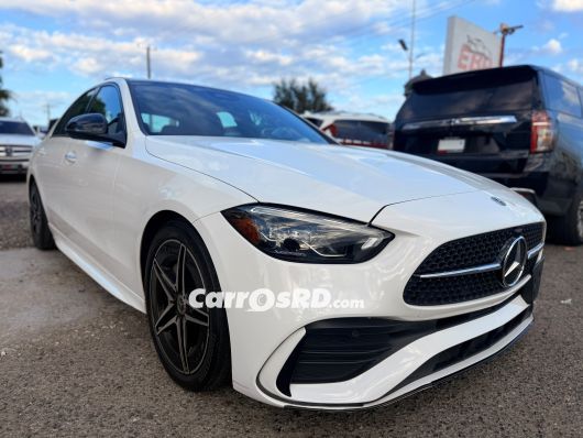 Mercedes-Benz Clase C Carros en venta