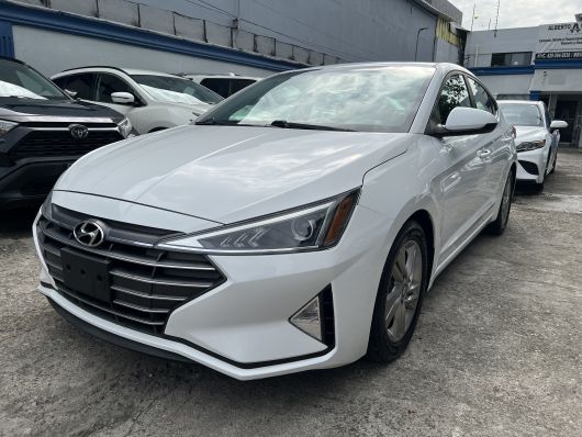 Hyundai Elantra SEL en venta