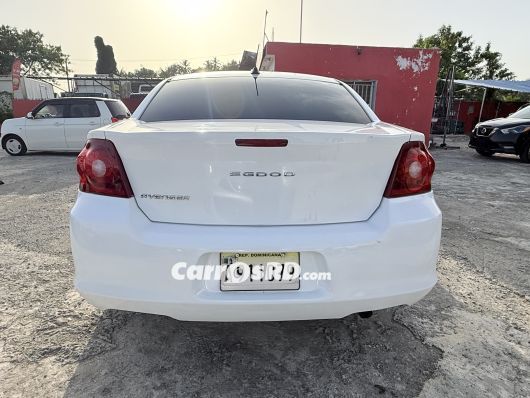 Dodge Avenger Carros en venta