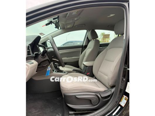 Hyundai Elantra Carros en venta