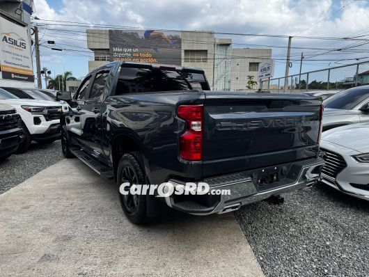 Chevrolet Silverado Camioneta en venta