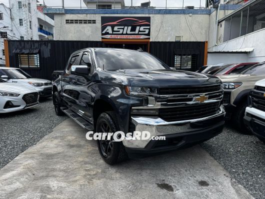 Chevrolet Silverado Camioneta en venta