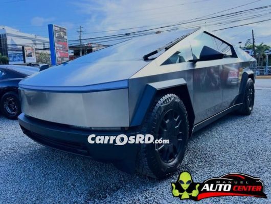 Tesla Model Y Camioneta en venta