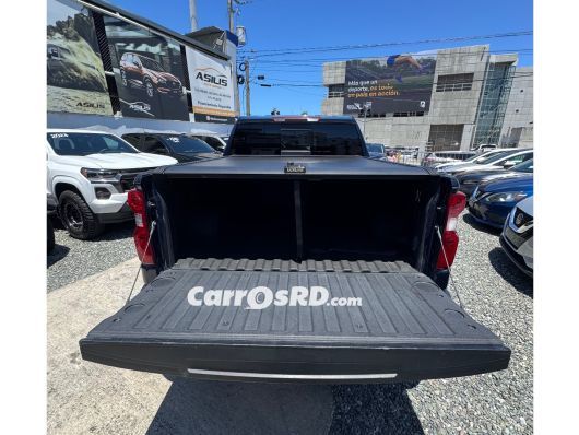 Chevrolet Silverado Camioneta en venta