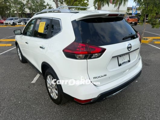 Nissan Rogue Jeepeta en venta