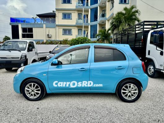 Nissan March Carros en venta