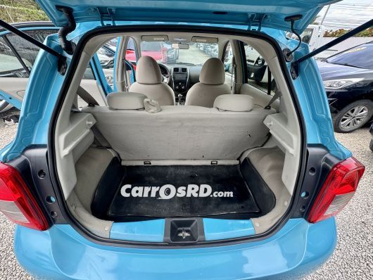Nissan March Carros en venta