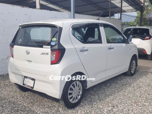 Daihatsu Mira Carros en venta