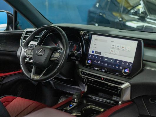 Lexus