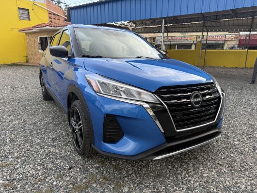 Nissan Kicks S