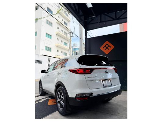 Kia Sportage LX