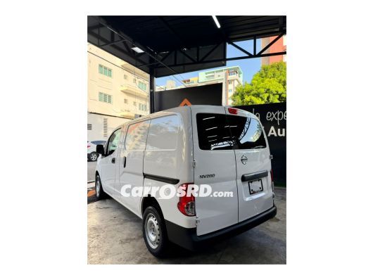Nissan NV Minivan en venta