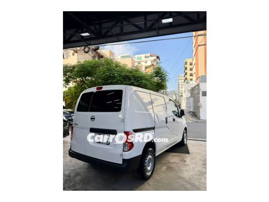 Nissan NV Minivan en venta