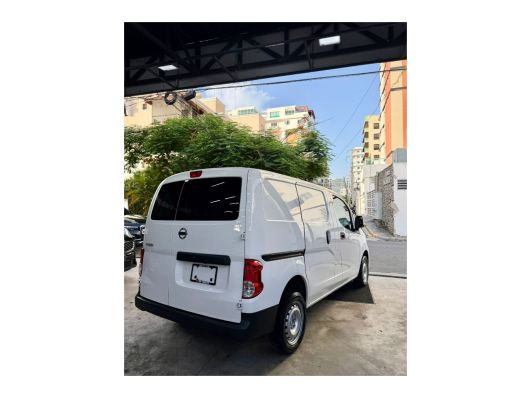 Nissan NV 200