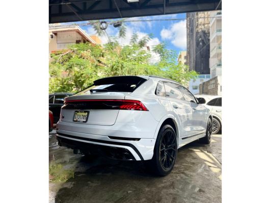 Audi Q8 Premium Plus S-Line